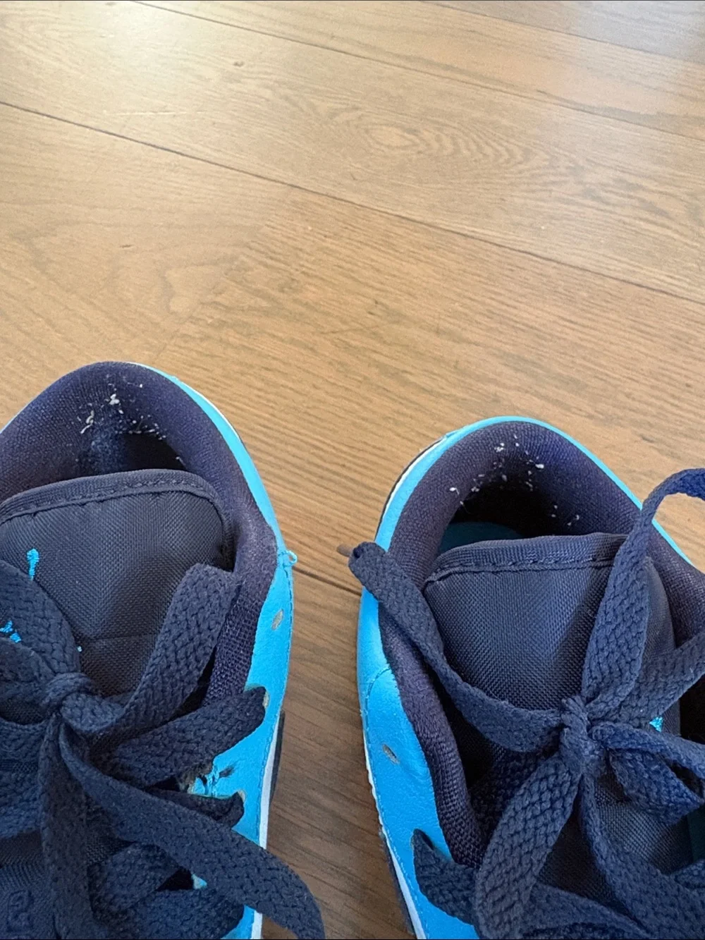 Jordan Kids' Grade School Air Jordan 1 Low Basketball Shoes